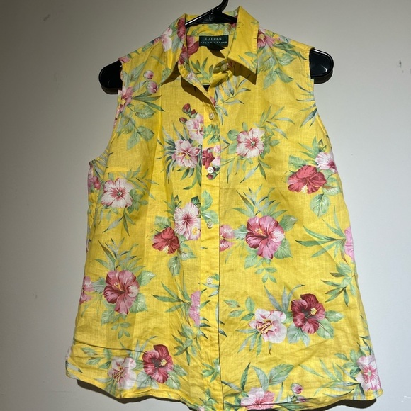 Ralph Lauren yellow Set shorts and shirt - Picture 3 of 8